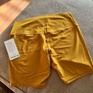 Lululemon Align high rise 8” shorts